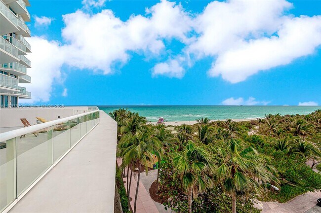 Foto del edificio - 6515 Collins Ave