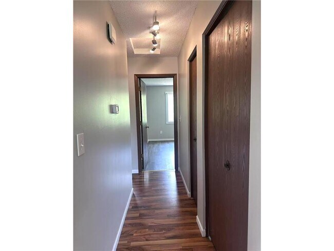 Foto del edificio - 4558 Cinnamon Ridge Trail