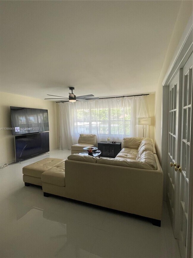 1330 NE 105th St Unit 301, Miami Shores, FL 33138 Condo for Rent in