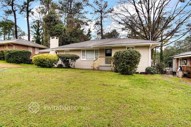 Foto del edificio - 2430 Mark Dr