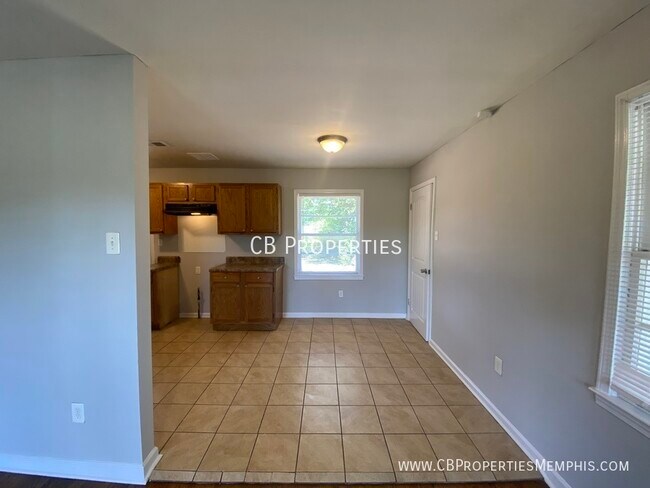 Building Photo - 3781 Wickcliff Ln