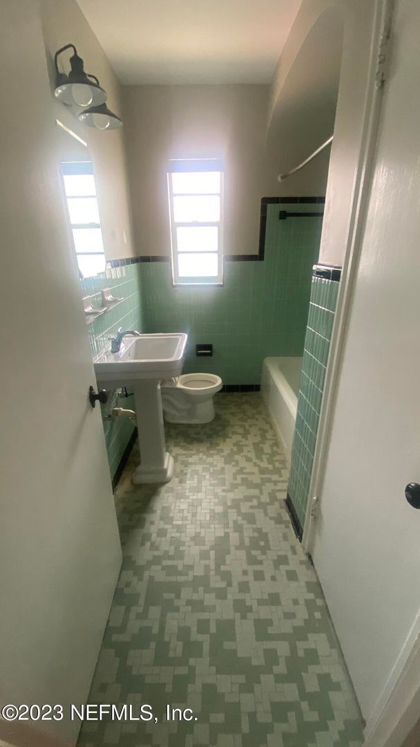 Building Photo - Charming 1/1 in San Marco!