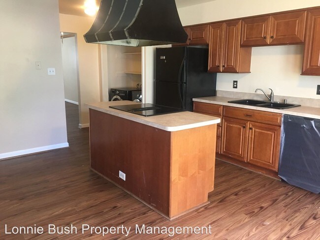 Foto del edificio - 4 br, 2.5 bath House - 4712 Whitetail Ct