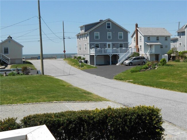 Foto del edificio - 7 Ridge Rd