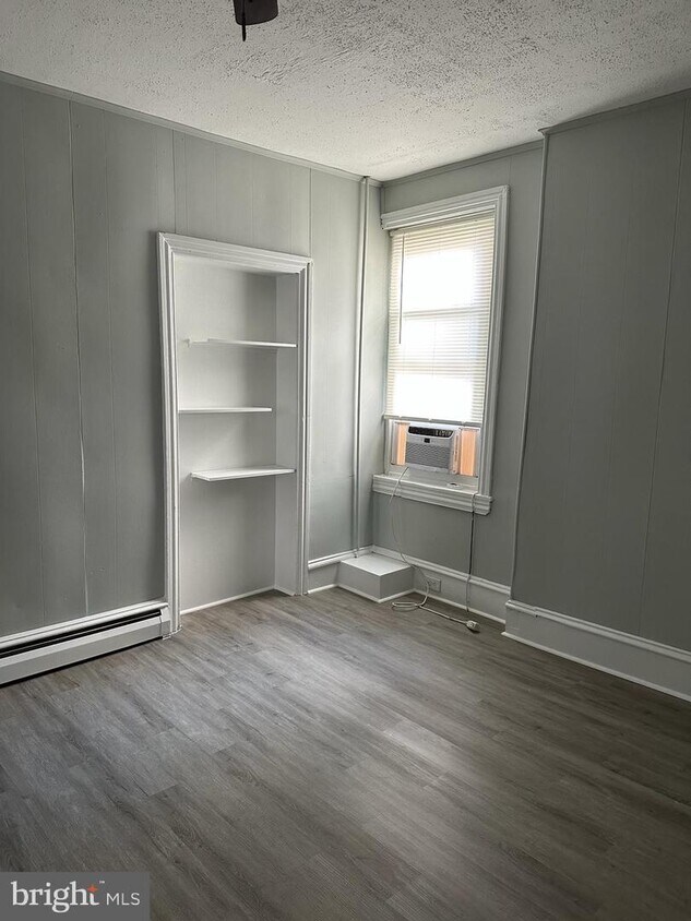 60 E 4th St, Bridgeport, PA 19405 Townhome Rentals in Bridgeport PA