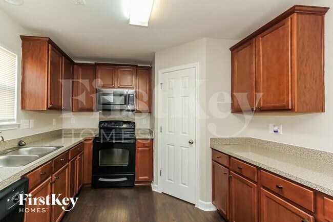 Foto del edificio - 5618 Turtleback Ct