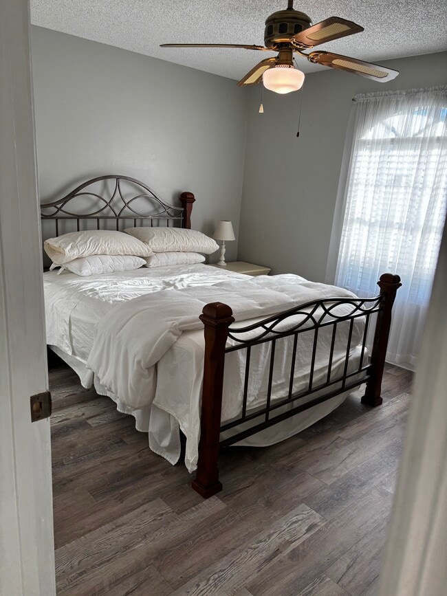 Building Photo - 6796 Basswood Cir