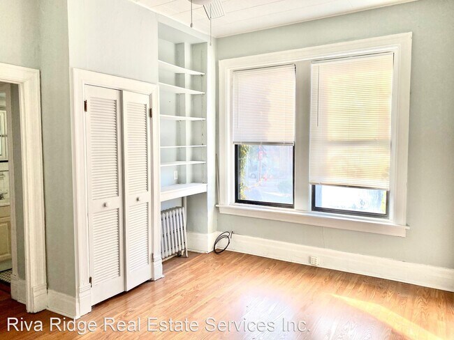 Foto del edificio - 1 br, 1 bath House - 255 S Saint Clair Street
