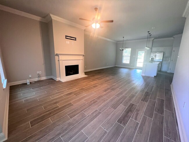 Building Photo - GORGEOUS LIKE NEW CONSTRUCTION IN CAPTAIN ...