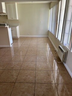 Foto del edificio - 3300 W Orange Ave