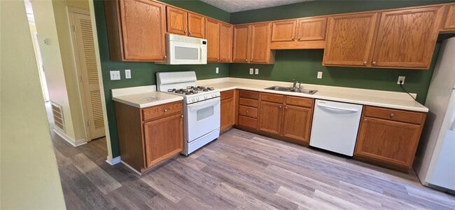 Building Photo - 1036 Plantation Way