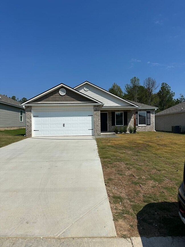 Building Photo - *Start 2026 Rent FREE! BRAND NEW Three Bedroom | Two Bath Home in Odenville