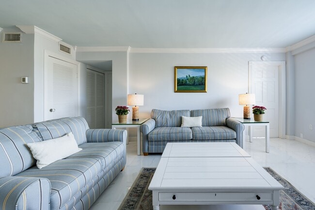 Photo - 170 N Ocean Blvd Apartment