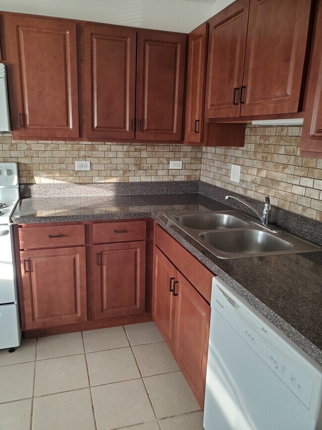 Foto del edificio - 7725 Woodward Ave