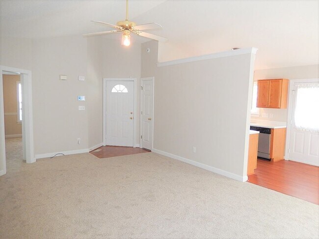 Foto del edificio - 1222 Beringer Forest Court