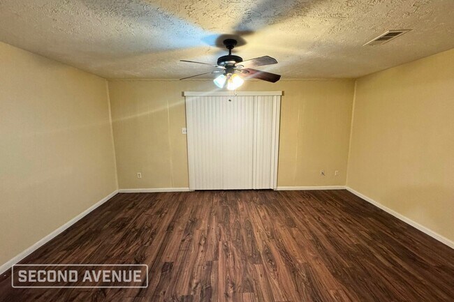 Foto del edificio - 1813 Country Village Blvd