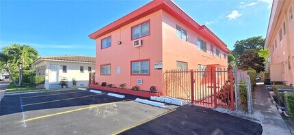 Building Photo - 744 85th St