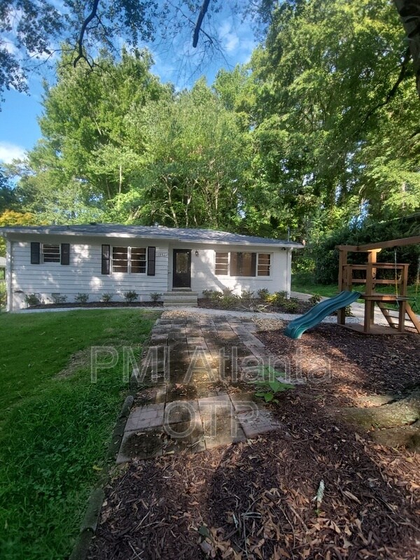 1952 Wellbourne Dr NE, Atlanta, GA 30324 House Rental in Atlanta, GA