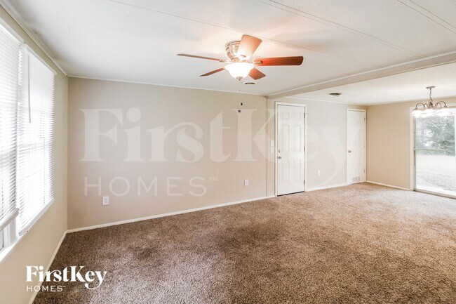 Foto del edificio - 1052 Adrian Cir SW