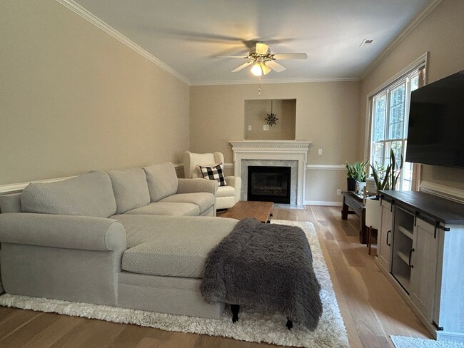 Building Photo - Wonderful Glen Allen Cul de sac home