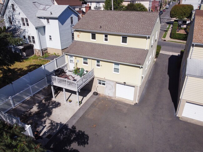 back/deck - 440 W William St