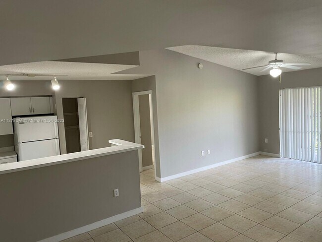 Building Photo - 2041 Renaissance Blvd