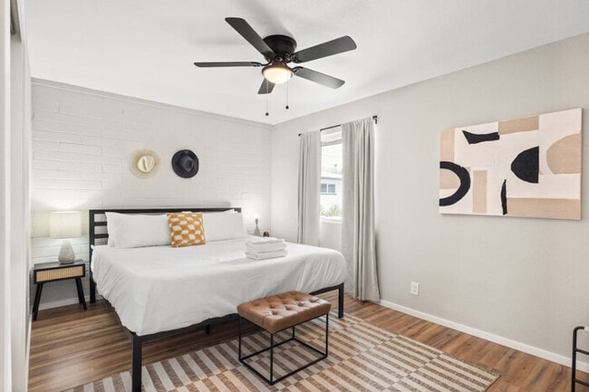 Building Photo - Fashion Square Apt2|SWVillage|Scottsdale|8...