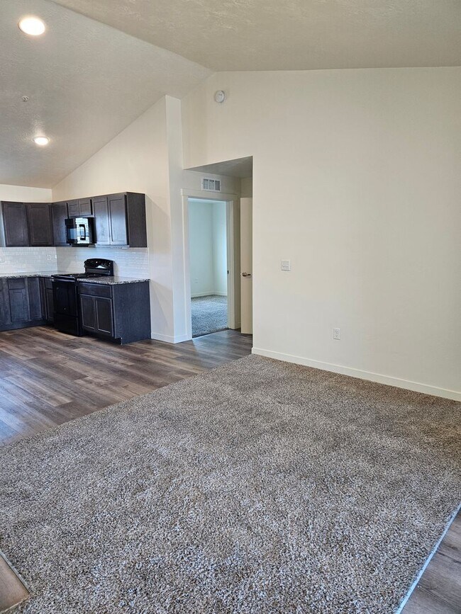 Building Photo - 2707 Blackfoot Ln