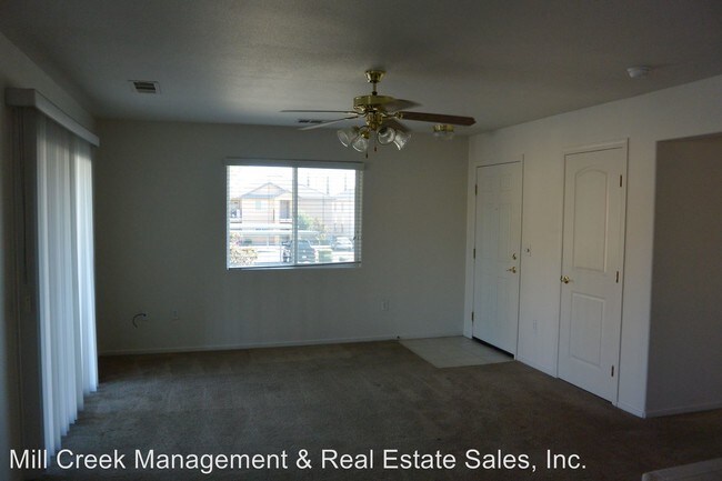 Building Photo - 2600-2606 W Oriole Ave