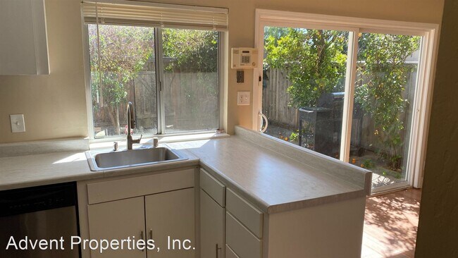Foto del edificio - 3 br, 1.5 bath House - 27706 Del Norte Court