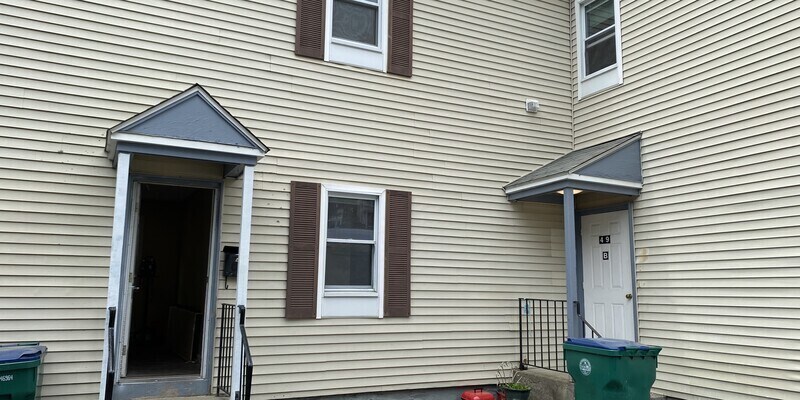 Primary Photo - 49 Oak Street