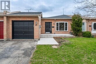 Building Photo - 92 Stoney Brook Crescent