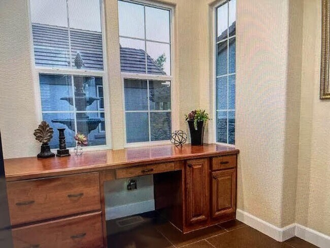 Foto del edificio - Gated Home in Somersett