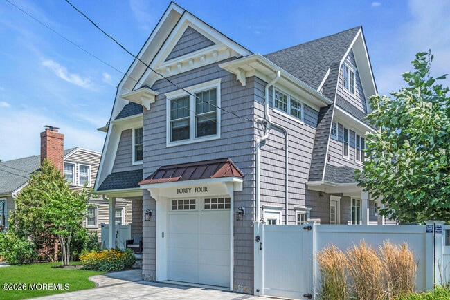 Building Photo - 44 Cowart Ave