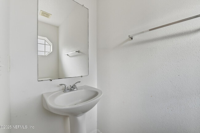 Building Photo - 3762 Verde Gardens Cir