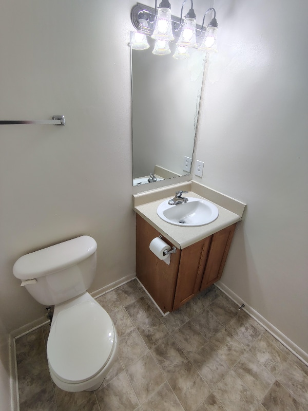 Foto del edificio - 600 Reusens Rd