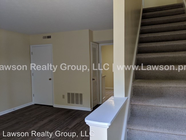 Foto del edificio - 1325-1331 Winborne St SW