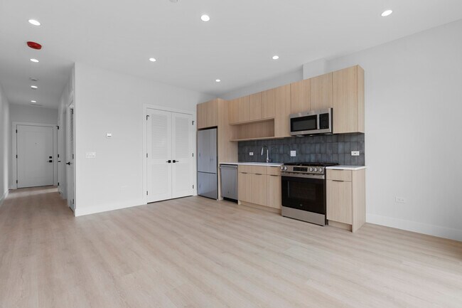 Foto del edificio - 904 W Dakin St