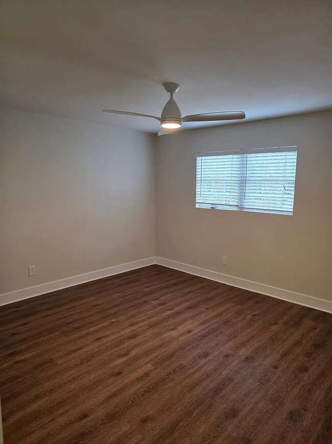 Foto del edificio - 806 Park Lane