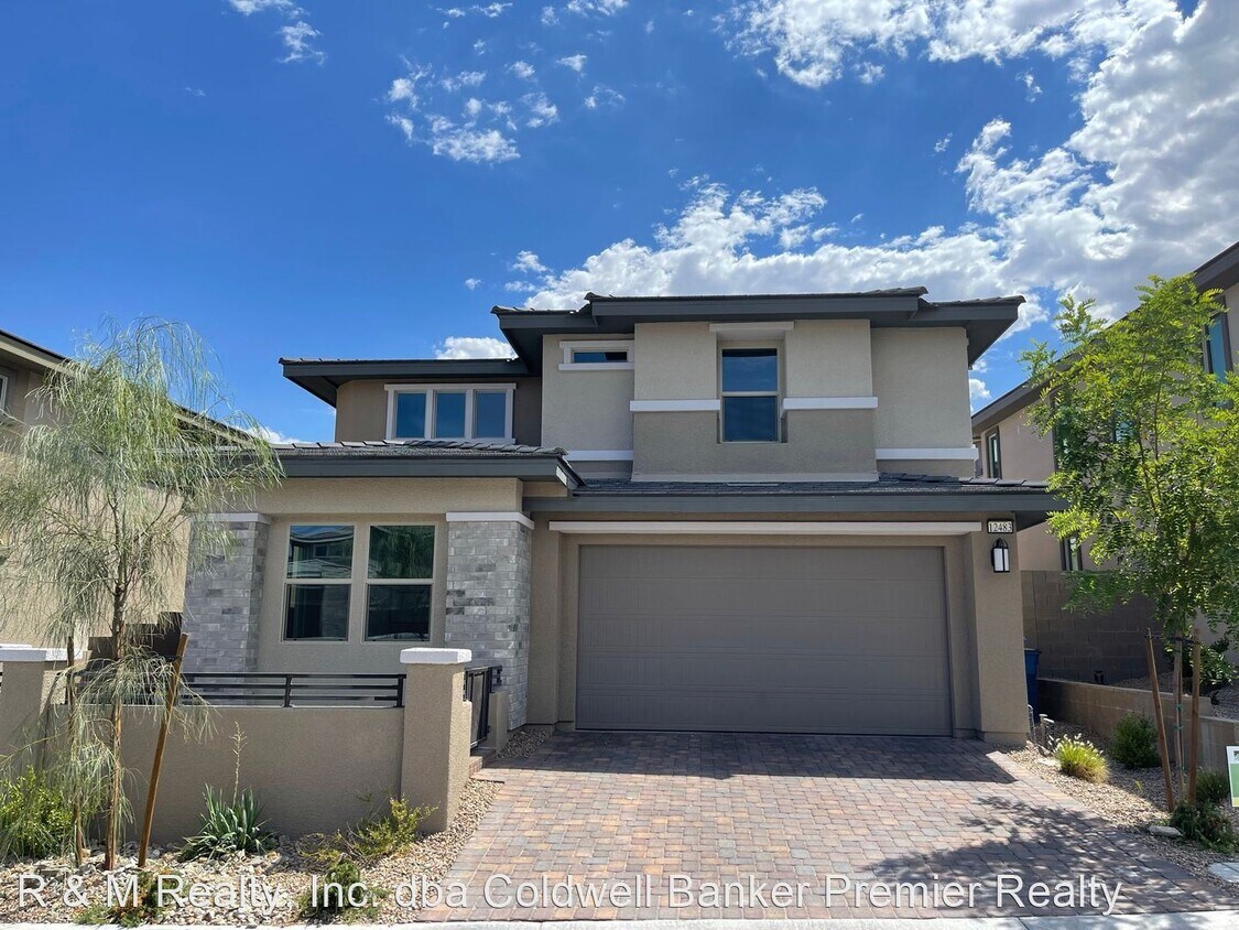 Foto principal - 12483 Point Sierra St