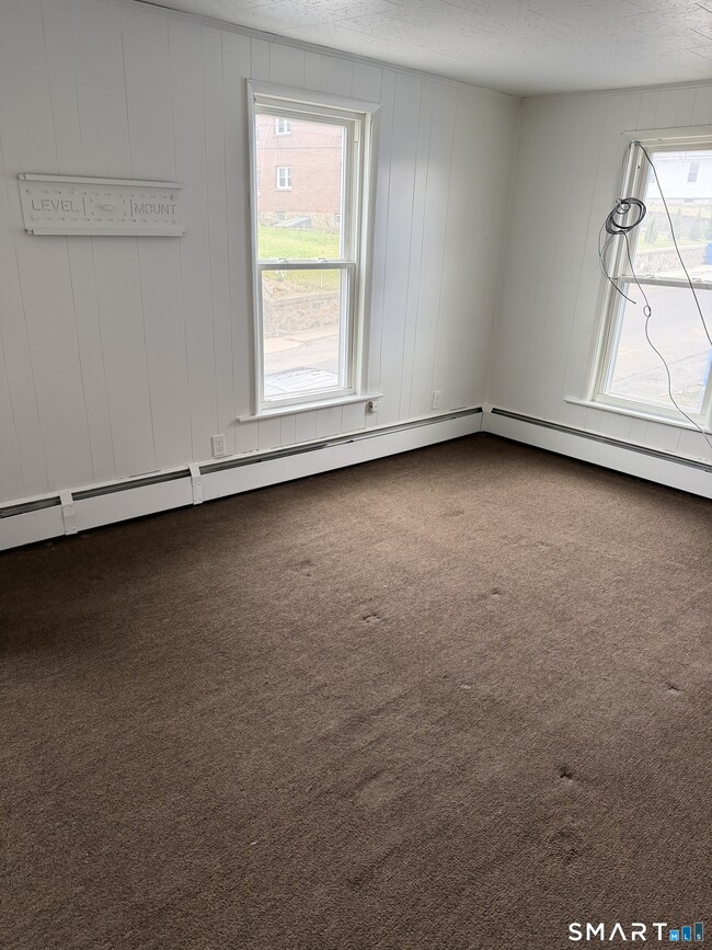 Foto del edificio - 33 Pilgrim Ave