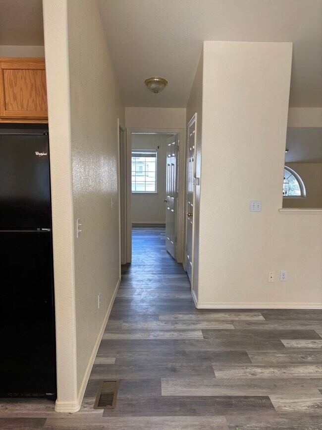 Foto del edificio - 726-728 E Spokane Ave