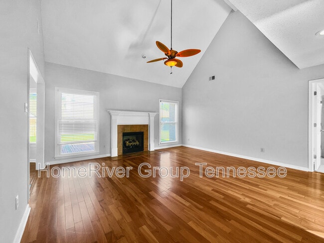 Building Photo - 4290 Mary Lynn Dr