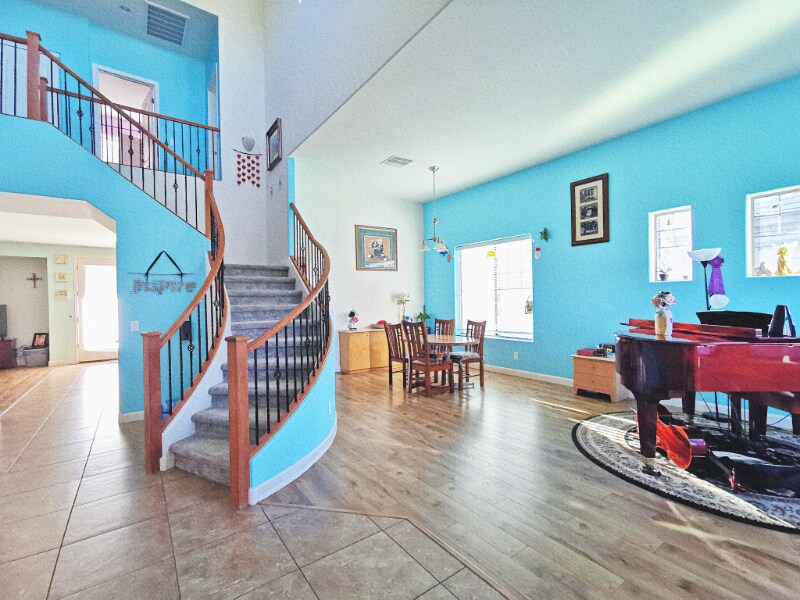 Foto principal - 4632 S Griswold St