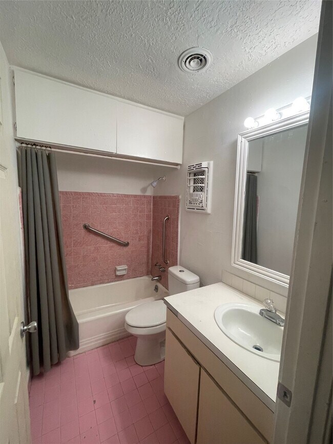 Foto del edificio - 6706 Glen Rock Dr