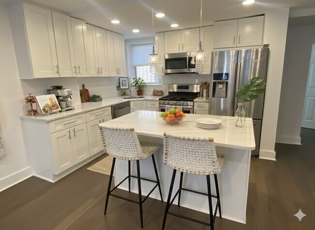 Foto del edificio - 1820 Clydesdale Pl NW