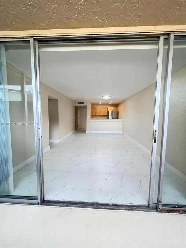 Building Photo - 10801 SW 109th Ct