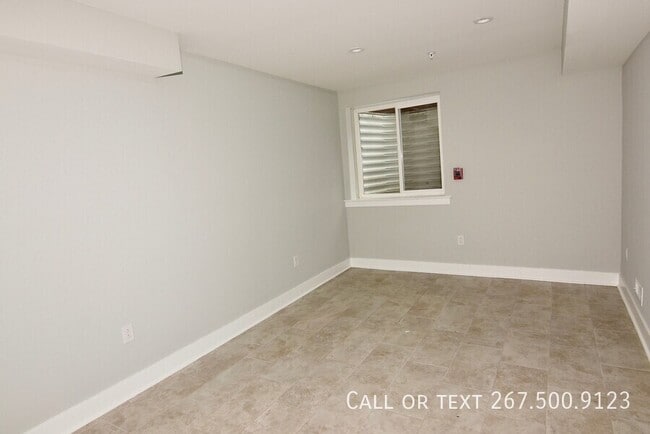 Photo - 522 N Preston St Apartment