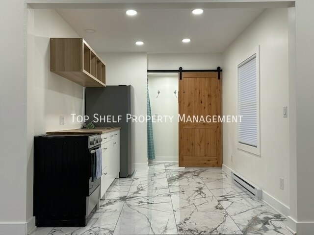 Foto del edificio - 3719 3rd St