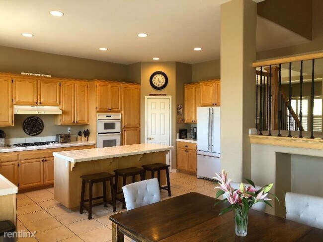 Building Photo - 4 br, 3 bath House - 5772 Owl Light Ter